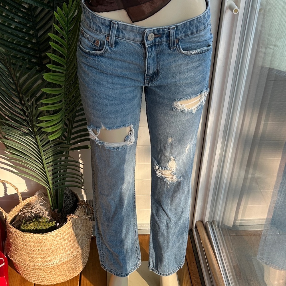 Classic Aeropostale Blue Ripped Jeans for Women size 6 Regular - Picture 4 of 5